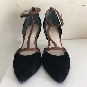 Ankle strap suede pumps